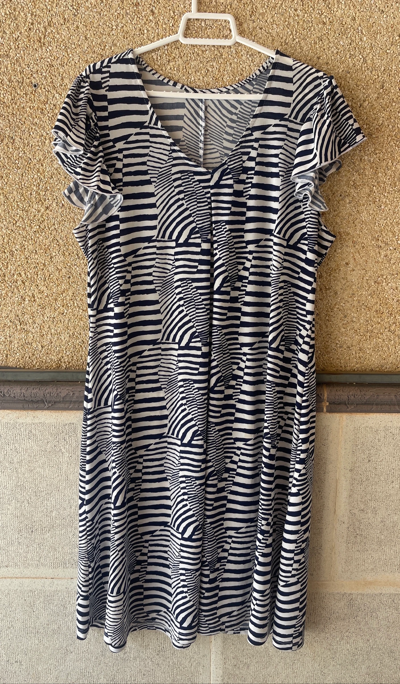 Vestido Midi Azul Marino Estampado Geométrico • Volantes • T. XL